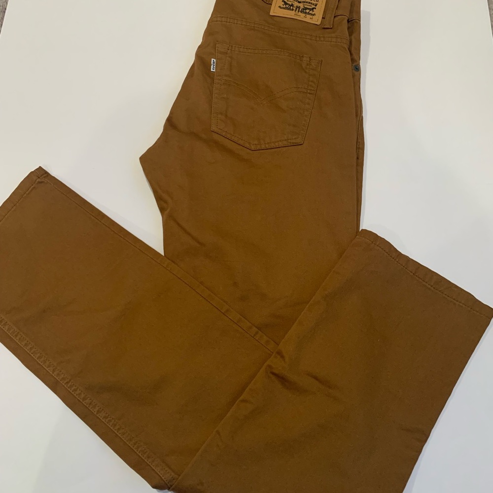 Levi jeans